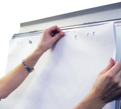 Доска-флипчарт магнитно-маркерная 70х100 см, держатели для бумаг, ГАРАНТИЯ 10 ЛЕТ, РОССИЯ, BRAUBERG, 236160