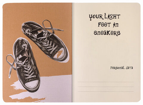 Тетрадь 40 л. в клетку обложка КРАФТ, бежевая бумага 70 г/м2, сшивка, А5 (147х210 мм), SNEAKERS, BRAUBERG, 403759