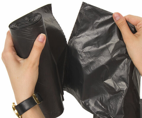 Мешки для мусора 120 л черные в рулоне 10 шт., ПВД 20 мкм, 67х100 см, ЛЮБАША эконом, 605333