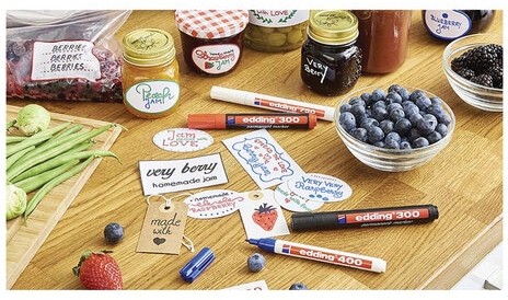 Маркер перманентный (нестираемый) EDDING "300", КРАСНЫЙ, круглый наконечник, 1,5-3 мм, E-300/2