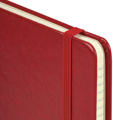 Блокнот А5 (148x218 мм), BRAUBERG "Metropolis Special", под кожу, 80 л., резинка, клетка, красный, 111575