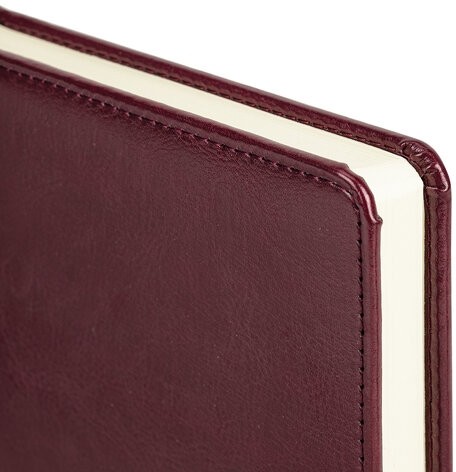 Ежедневник недатированный А5 138х213 мм BRAUBERG "Imperial" под кожу, 160 л., бордовый, 123415