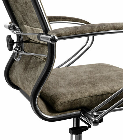 Кресло офисное МЕТТА "L1m 42", хром, сиденье и спинка мягкие, велюр, светло-серое