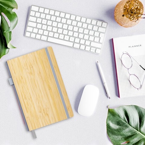 Ежедневник недатированный А5 145х213мм BRAUBERG "Bamboo", резинка, держатель, 160л, коричневый, 117137