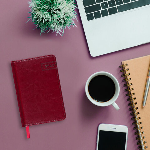 Ежедневник датированный 2023 МАЛЫЙ ФОРМАТ 100х150 мм А6, BRAUBERG "Imperial", под кожу, бордовый, 113922