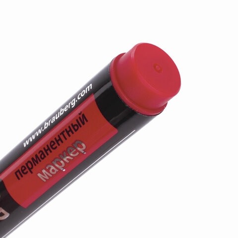 Маркер перманентный (нестираемый) BRAUBERG "Contract", КРАСНЫЙ, круглый наконечник, 3 мм, без клипа, 150467