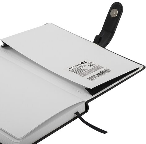 Скетчбук, белая бумага 140 г/м2 130х210 мм, 80 л., КОЖЗАМ, застежка, BRAUBERG ART CLASSIC, черный, 116461