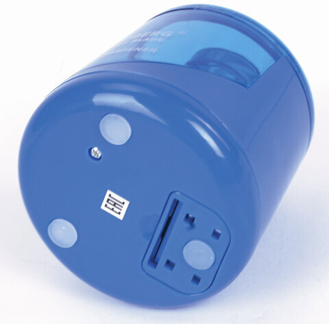 Точилка электрическая BRAUBERG DOUBLE BLADE, двойное лезвие, питание от 2 батареек AA, 229605