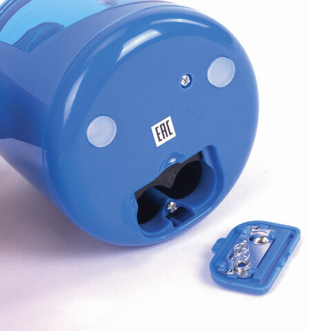 Точилка электрическая BRAUBERG DOUBLE BLADE, двойное лезвие, питание от 2 батареек AA, 229605