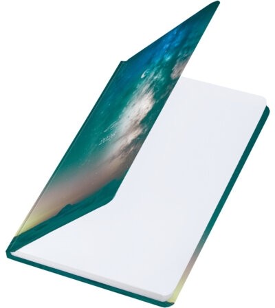 Ежедневник датированный 2026 с резинкой 145х203 мм, А5, BRAUBERG твердый, фольга, "Млечный путь", 117345