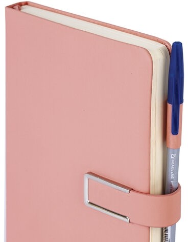 Ежедневник недатированный А5 143х210мм BRAUBERG Deluxe, под кожу, магнит 160л, розовый, 117143